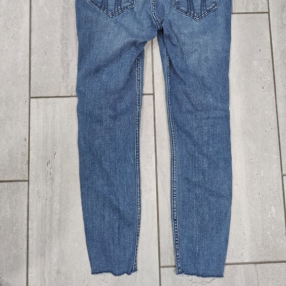 Hollister high rise crop super skinny jeans. Size 7R waist 28 inseam 26 - Picture 5 of 7